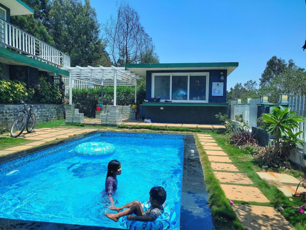 La Niebla Farm Resort Ooty Esterno foto