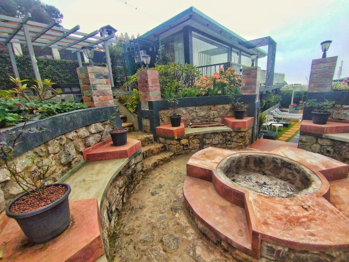 La Niebla Farm Resort Ooty Esterno foto